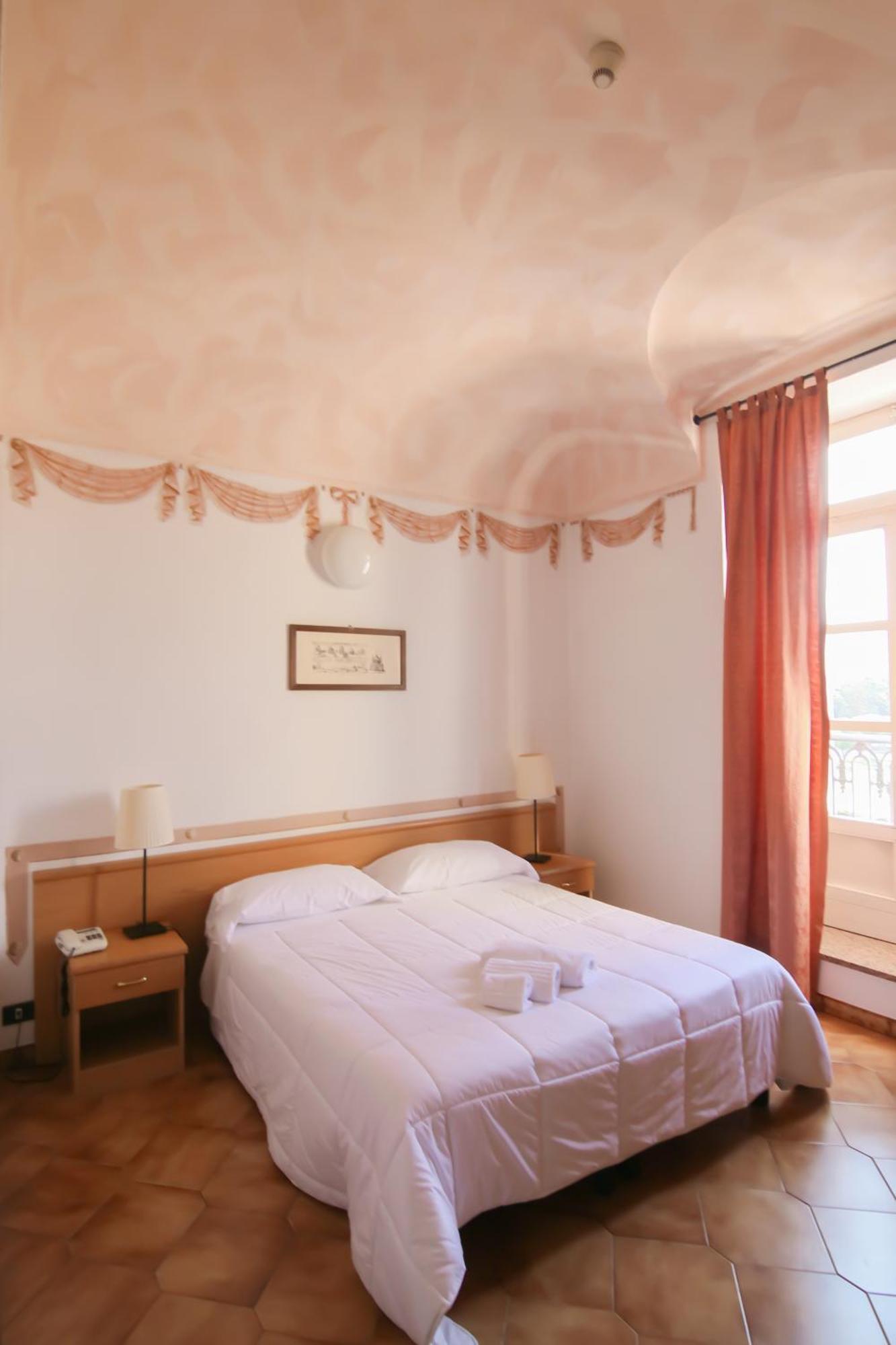 Hotel Portici Vicoforte Extérieur photo