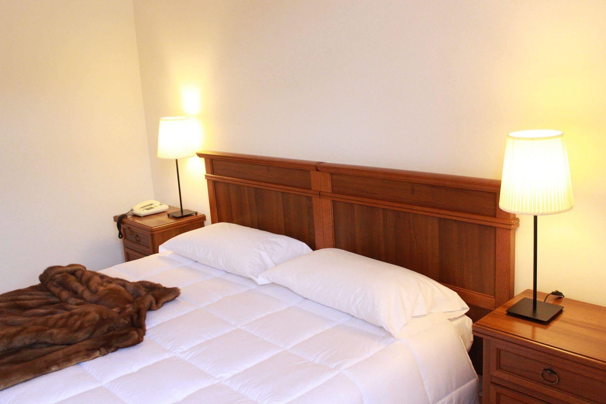 Hotel Portici Vicoforte Extérieur photo